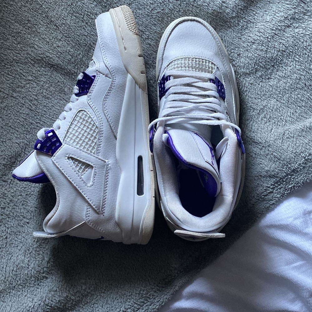 Jordan purple metallic 4’s (replica)
Worn about 5 times - Picture 2 of 5
